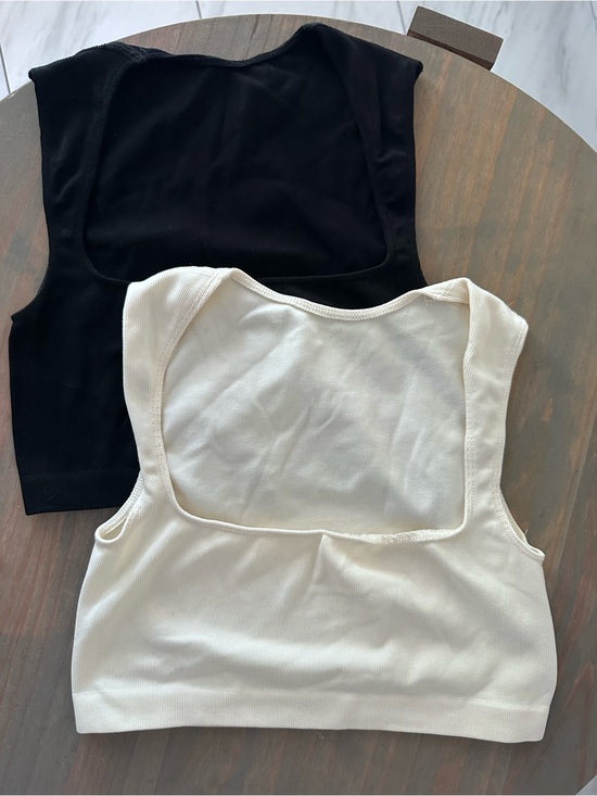 Urban Outfitters Tops - Urban Outfitters Ribbed Scoop Crop Tops in Black & Cream - Set of 2